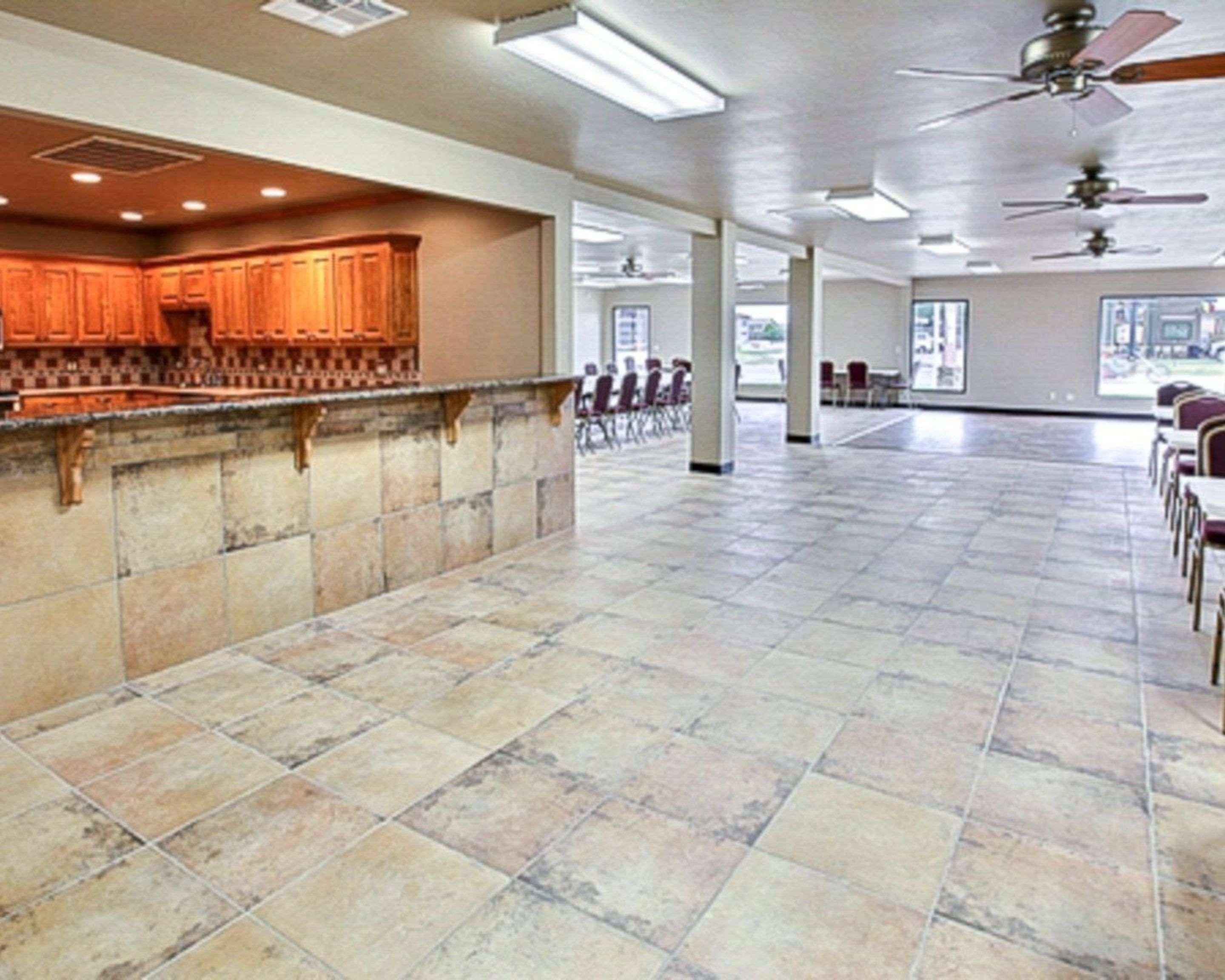 Sleep Inn & Suites Hennessey North Esterno foto