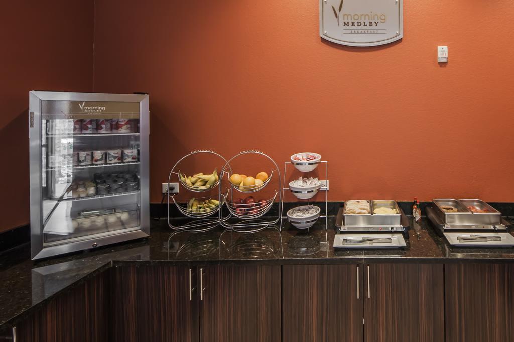 Sleep Inn & Suites Hennessey North Esterno foto